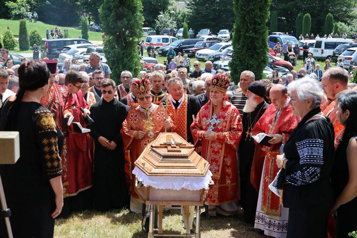 Владика Іриней Білик очолив Архієрейську Літургію та Чин похорону о. Никодима Гуралюка, ЧСВВ